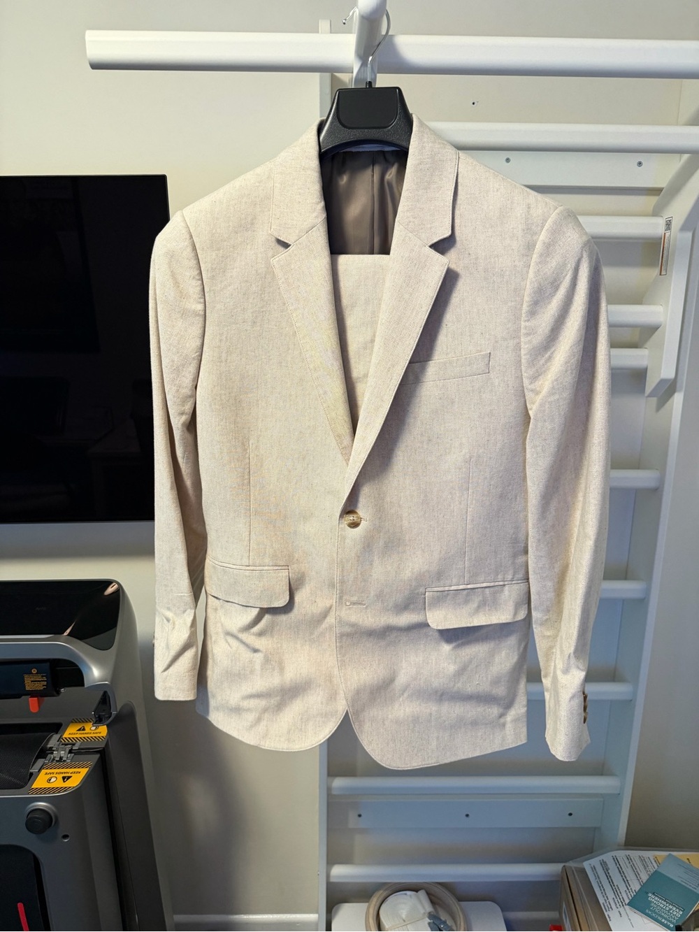 Abercrombie & Fitch Light Beige Men's Suit Jacket 38R Pants 30 30 Slim Fit